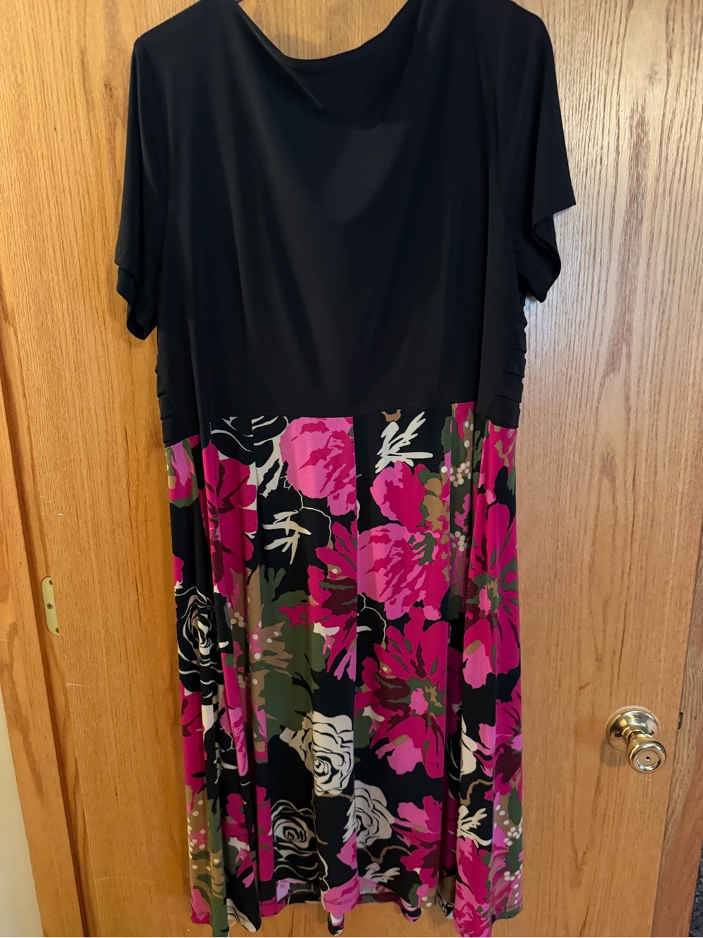 dressbarn Black Bodice with Fuchsia & Olive Floral Midi Dress - Picture 4 of 4